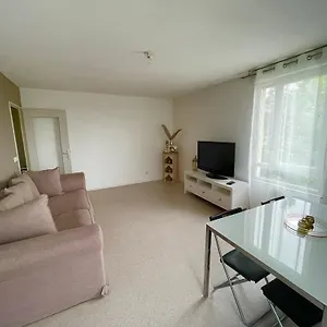  Appartement Grand T2 Spacieux Tres Calme France